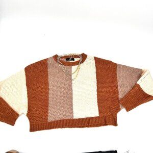 NEW Urban Daisy Color Block Sweater CAMEL AND CREAM NWT